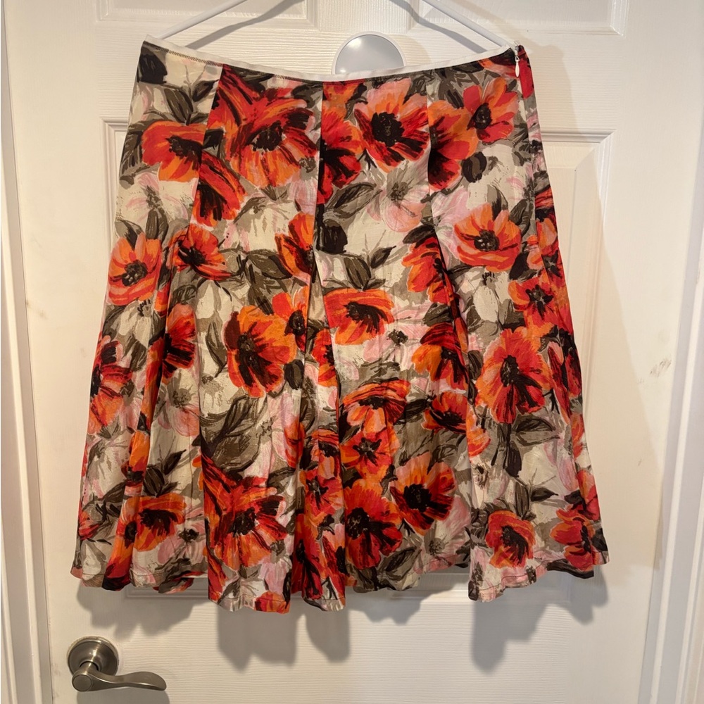 BANANA REPUBLIC Pleated Floral Lined Skirt
